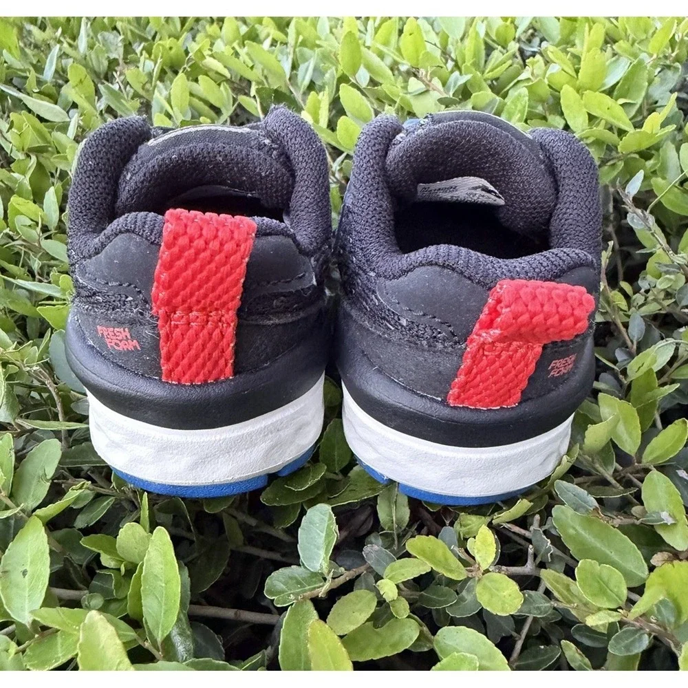 New Balance Infant/Toddler Shoes Size 2 Fresh Foam Arishi Black Red White & Blue
